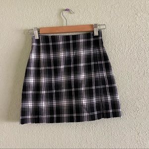 Brandy Melville plaid skirt